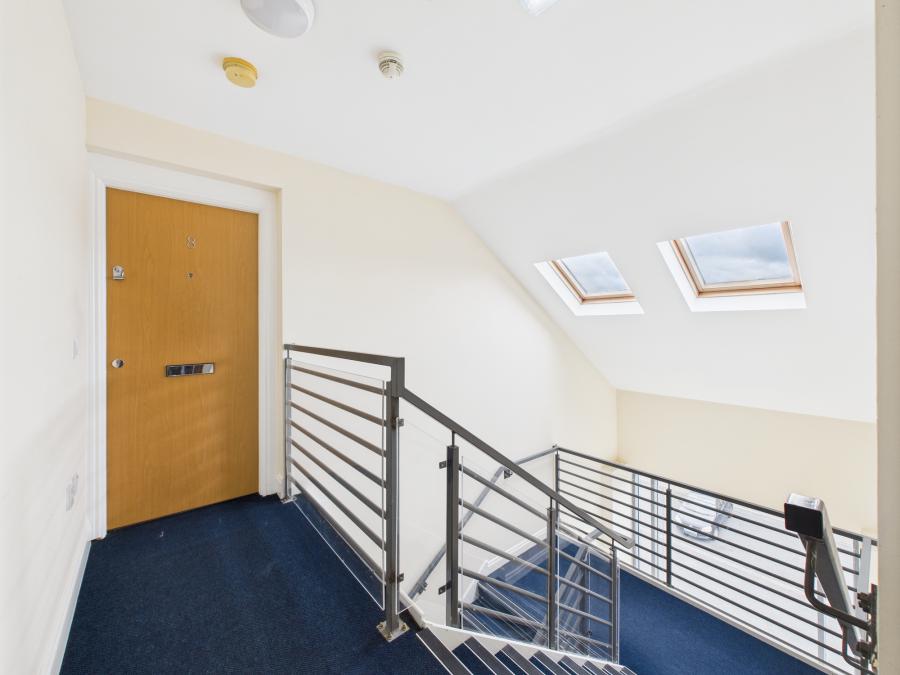 Apt 7, 1 Halfpenny Mews