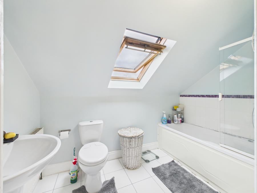 Apt 7, 1 Halfpenny Mews