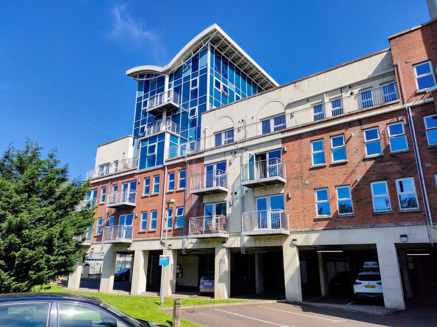 Apt 11 Woodlands Manor Stockmans Way