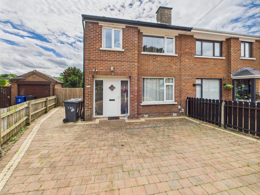 7 Roddens Gardens