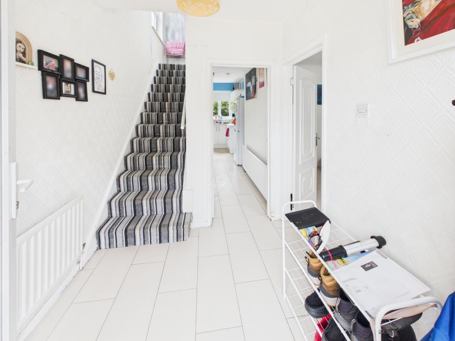 7 Roddens Gardens