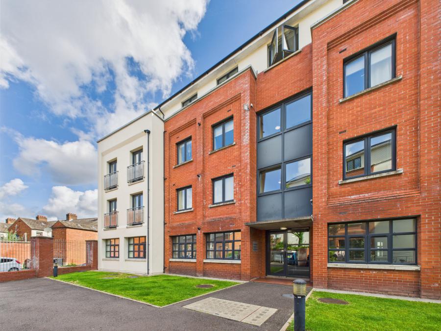 Apt 6 Chichester Building Old Bakers Court