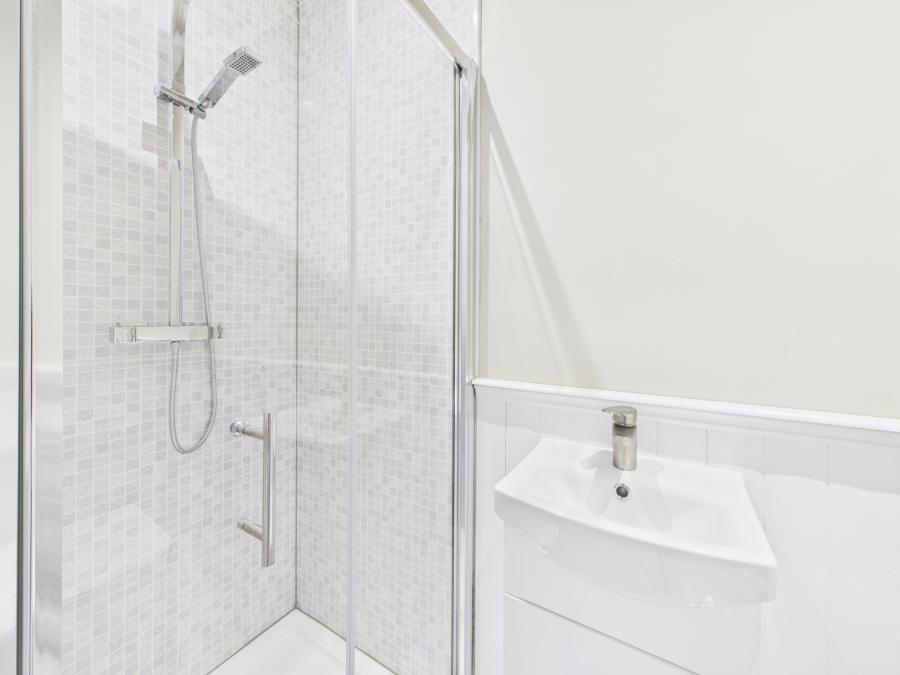 3  Kincora Mews