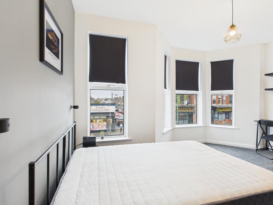 Room 1 419 Woodstock Road