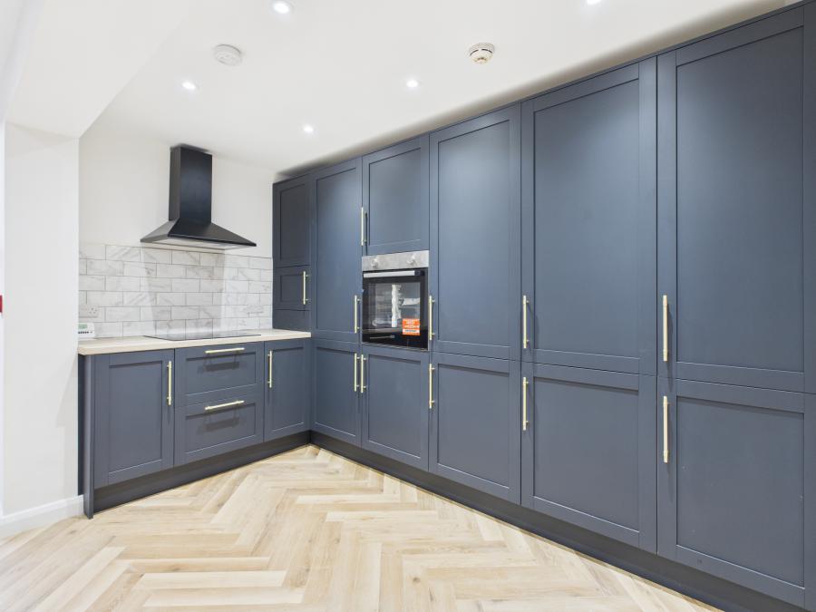 Room 1 419 Woodstock Road