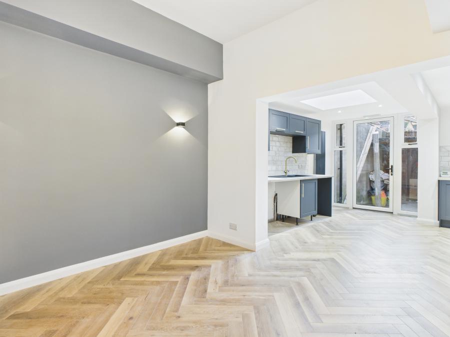 Room 1 419 Woodstock Road