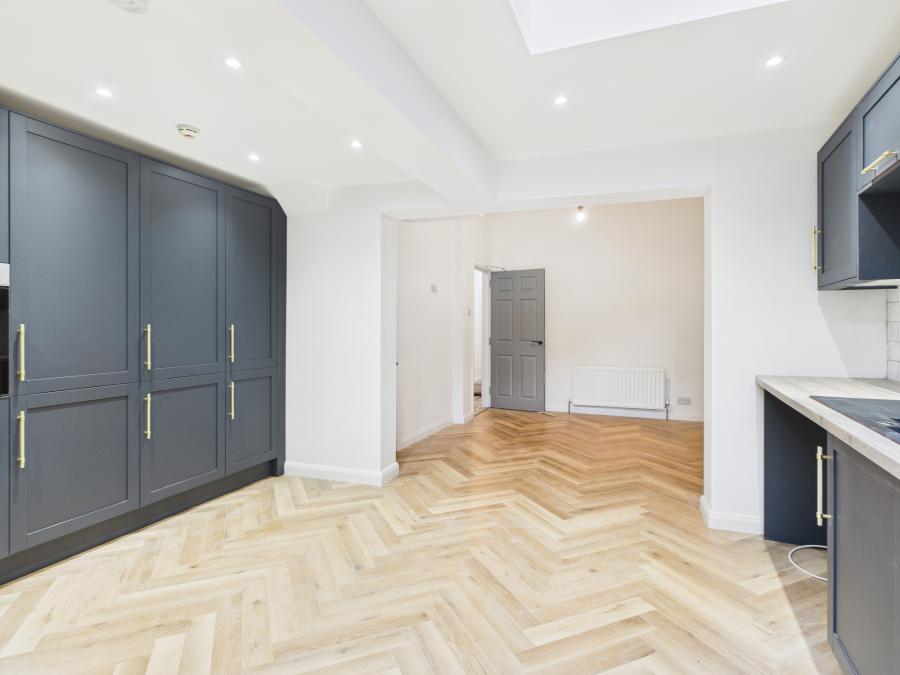 Room 1 419 Woodstock Road