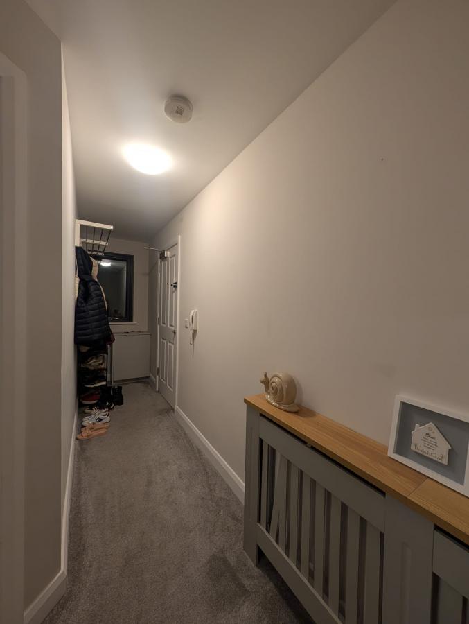 Apartment 2 Roseland Place