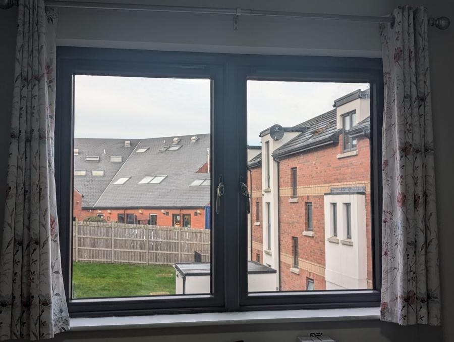 Apartment 2 Roseland Place