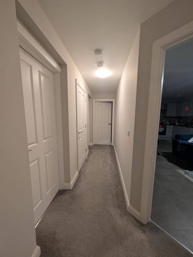 Apartment 2 Roseland Place