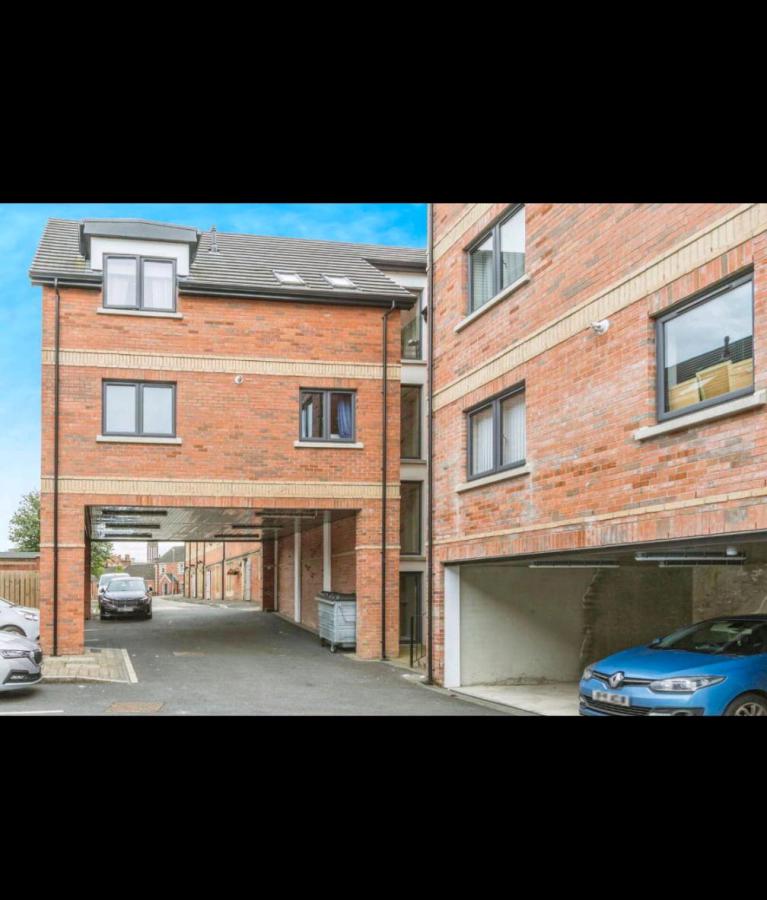 Apartment 2 Roseland Place