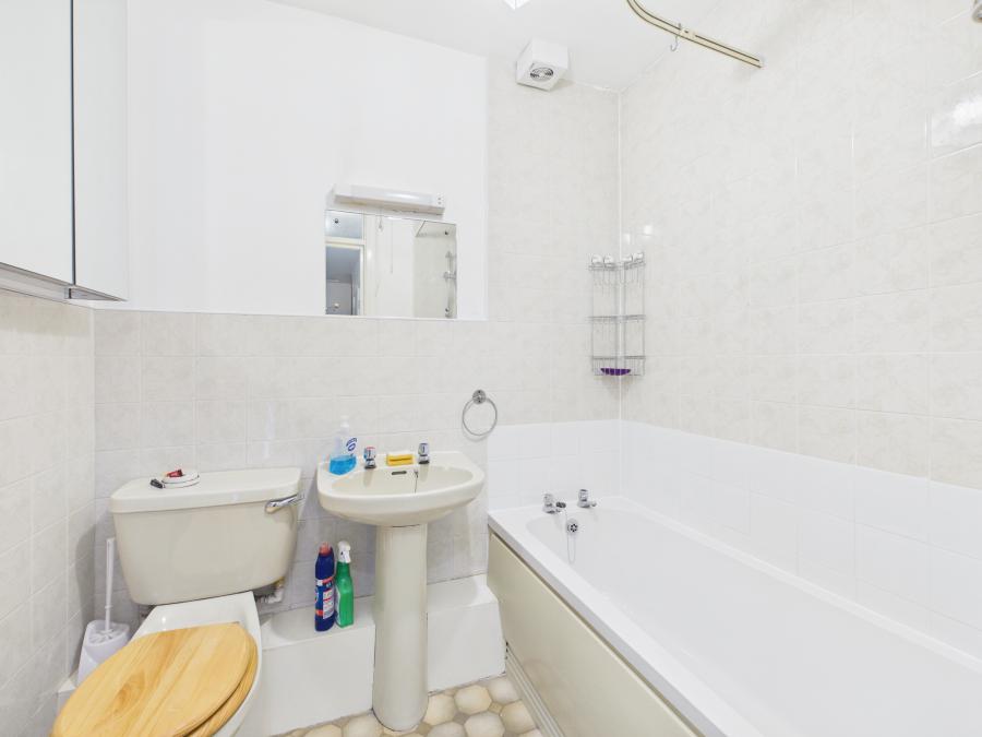 30, Lockside Court Lockside Road