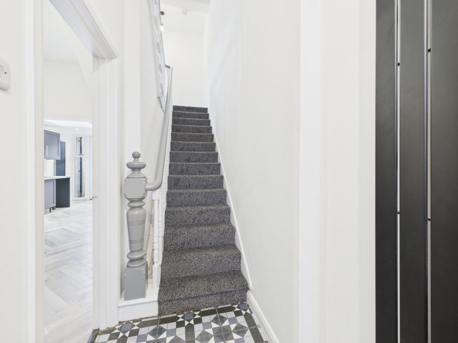 Room 1, 419  Woodstock Road