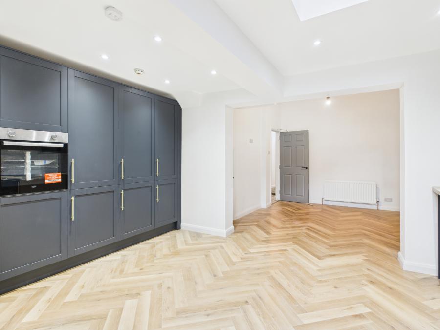 Room 1, 419  Woodstock Road