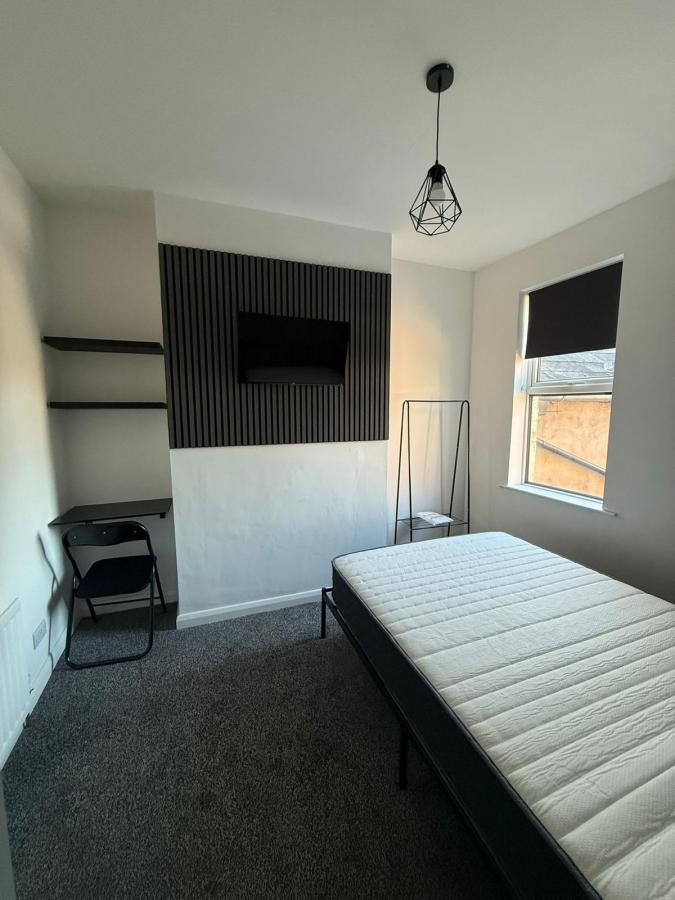 Room 4, 419  Woodstock Road