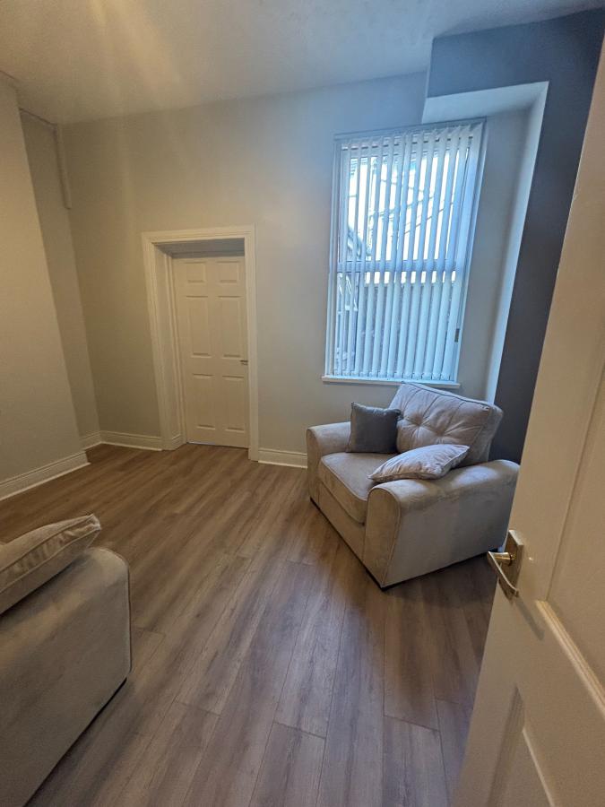 Flat 1, 89 Fitzroy Avenue