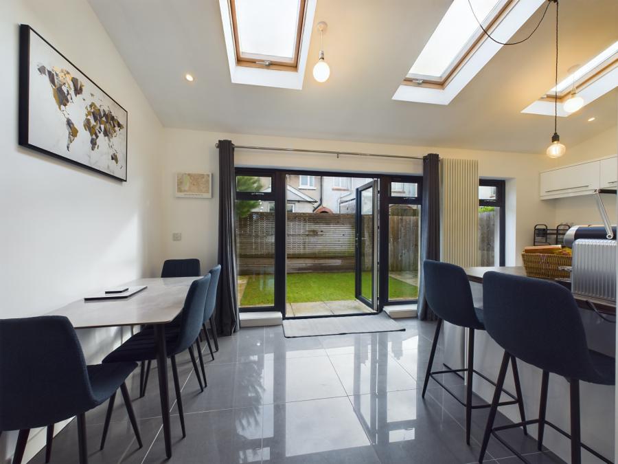 32 Millar Street