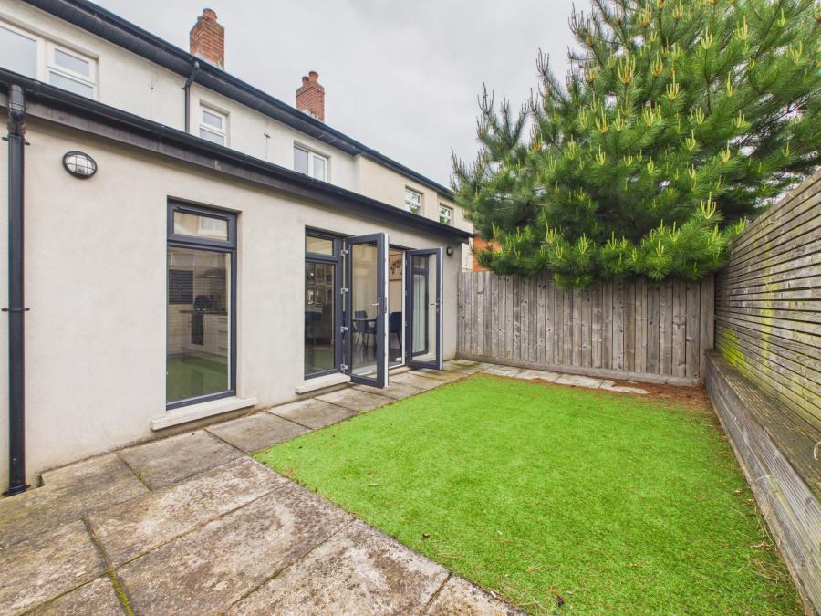 32 Millar Street