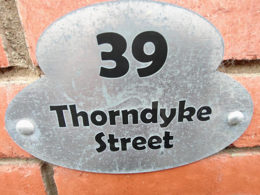 Apartment 2, 39 Thorndyke Street