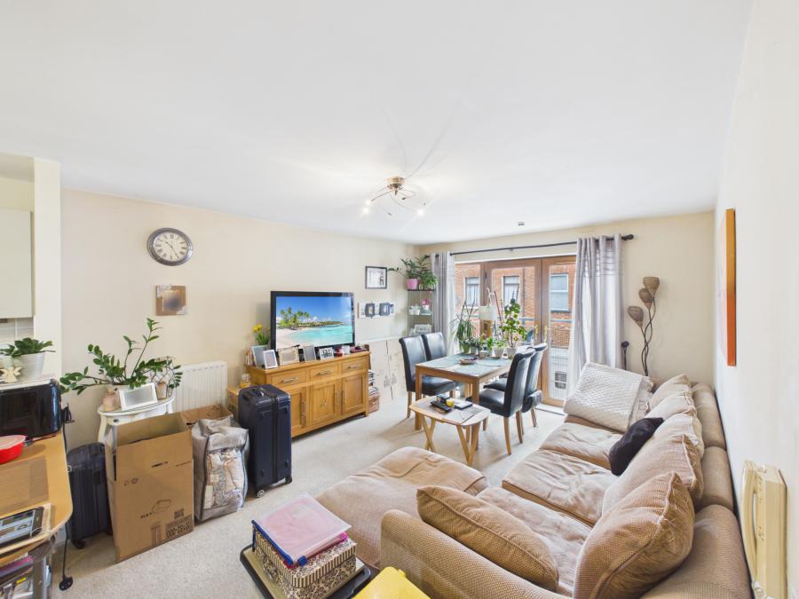 Apartment 2, 39 Thorndyke Street