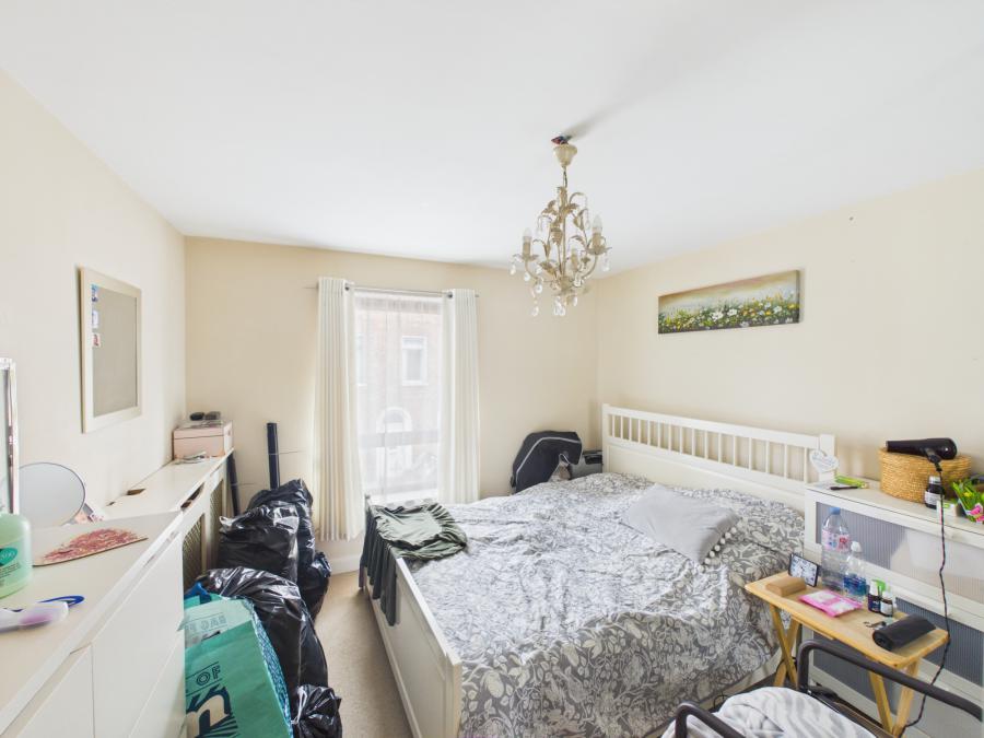 Apartment 2, 39 Thorndyke Street