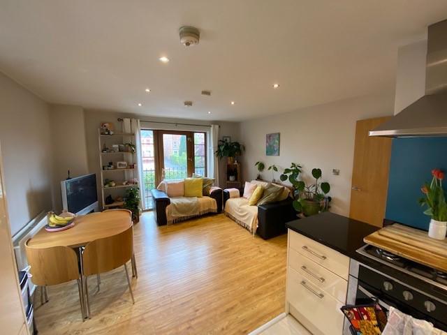 Apt 8, 22 Upper Lisburn Road