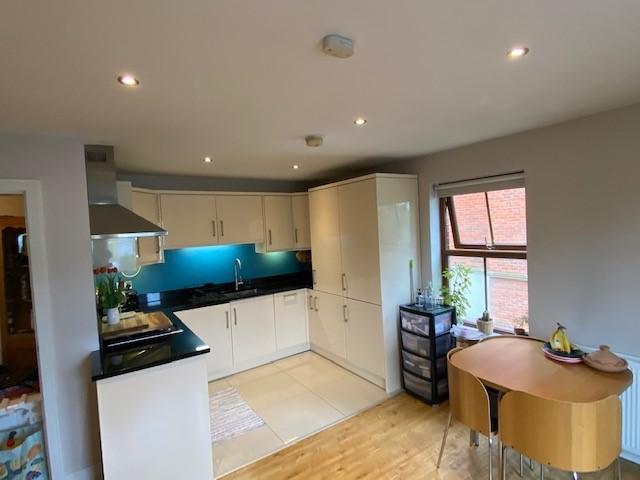 Apt 8, 22 Upper Lisburn Road