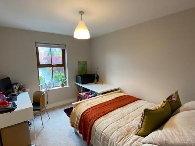 Apt 8, 22 Upper Lisburn Road