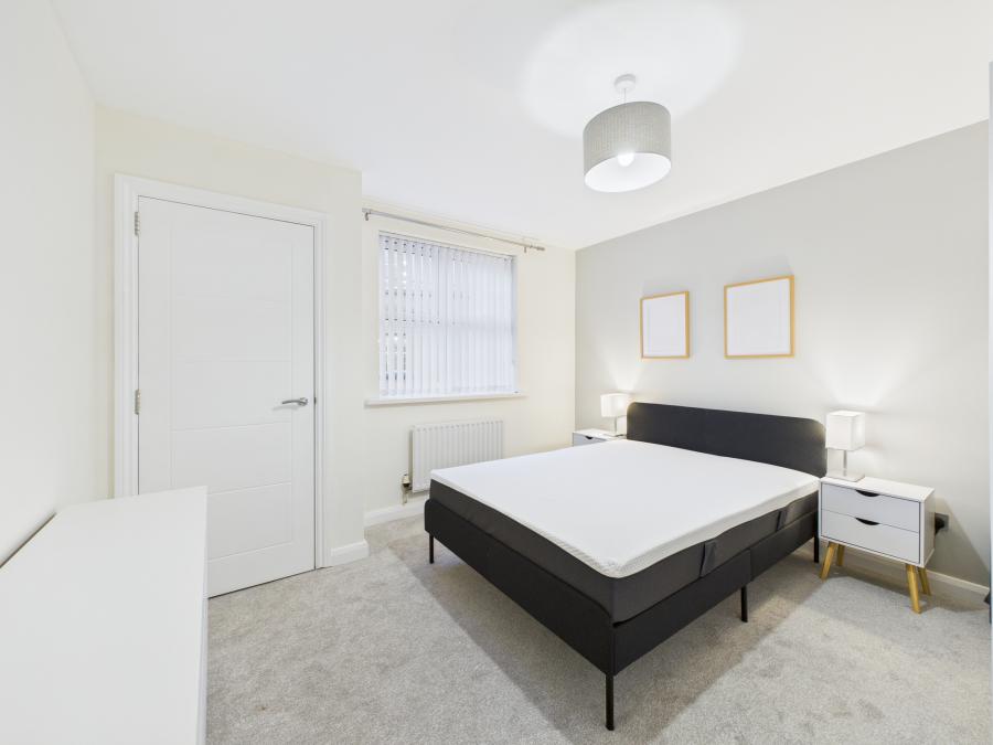 Apt 51, Bass Buildings Alfred Street