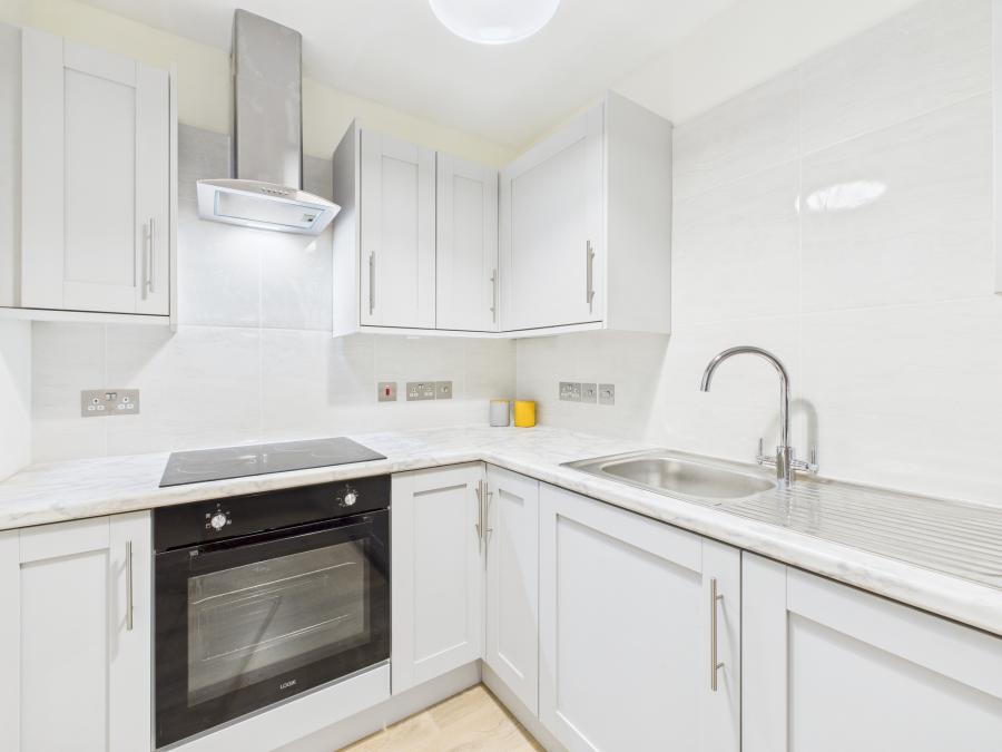 Apt 51, Bass Buildings Alfred Street