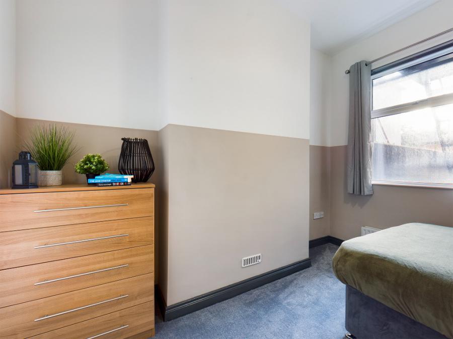 3.1 Eglantine Avenue