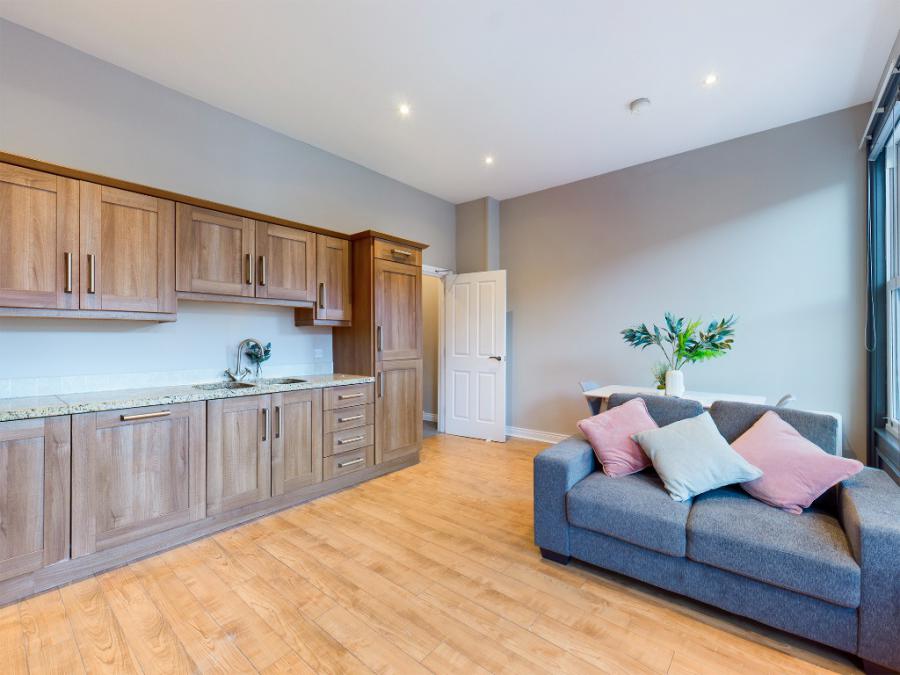 3.2 Eglantine Avenue