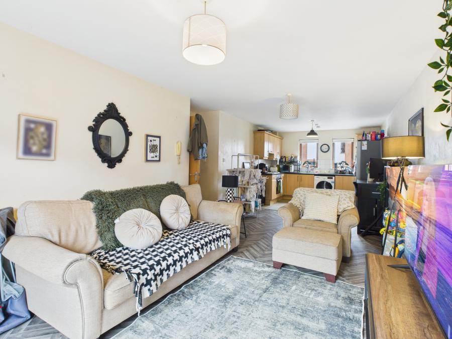 79B Heath Lodge Drive 79B Heath Lodge Drive
