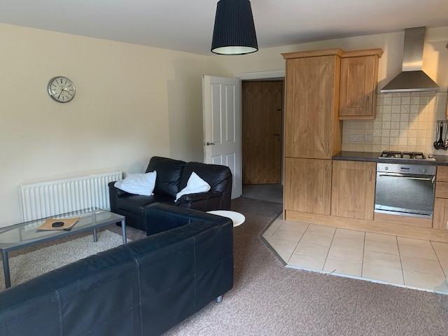 Apt 38, Bell Towers, 5 Bell Towers South