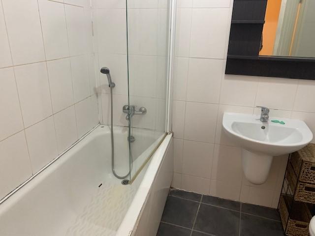 Apt 38, Bell Towers, 5 Bell Towers South