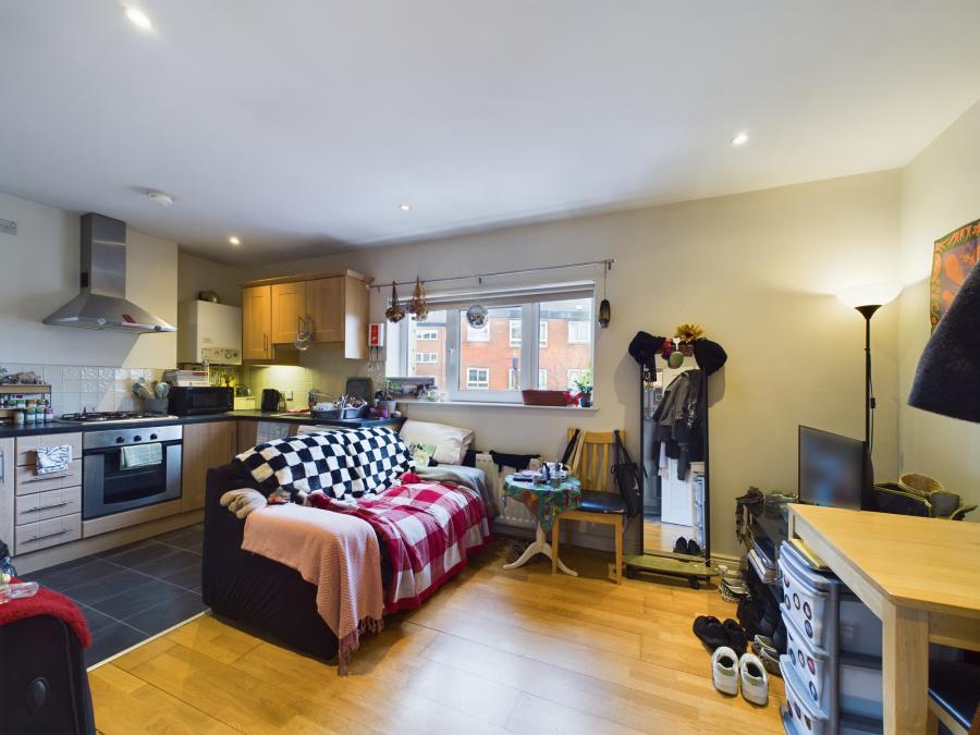 Apt 4 Belgravia House, 2A Belgravia Avenue