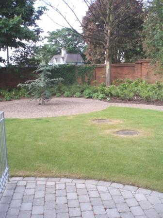 Apt 52, Bell Towers, 6 Bell Towers South