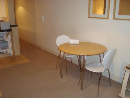 Apt 5, Bloomfield Place 1A Ravenscroft Street