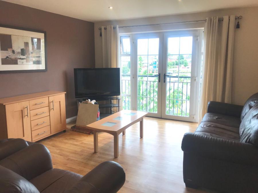 32 The Courtyard, Castlereagh Road