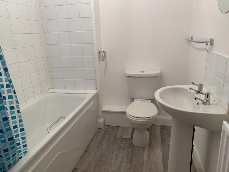 Apt 3 Dunmore Building Old Bakers Court