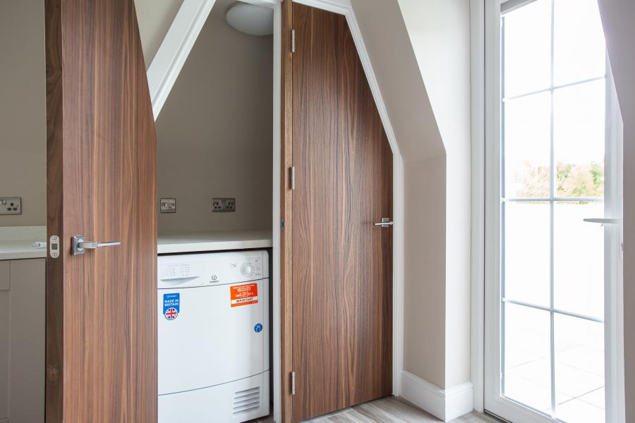 Apt 19 , Lesley Park Royal 1 Rosepark Gardens