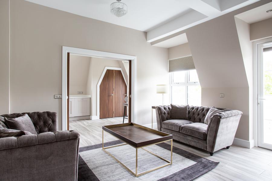 Apt 19 , Lesley Park Royal 1 Rosepark Gardens