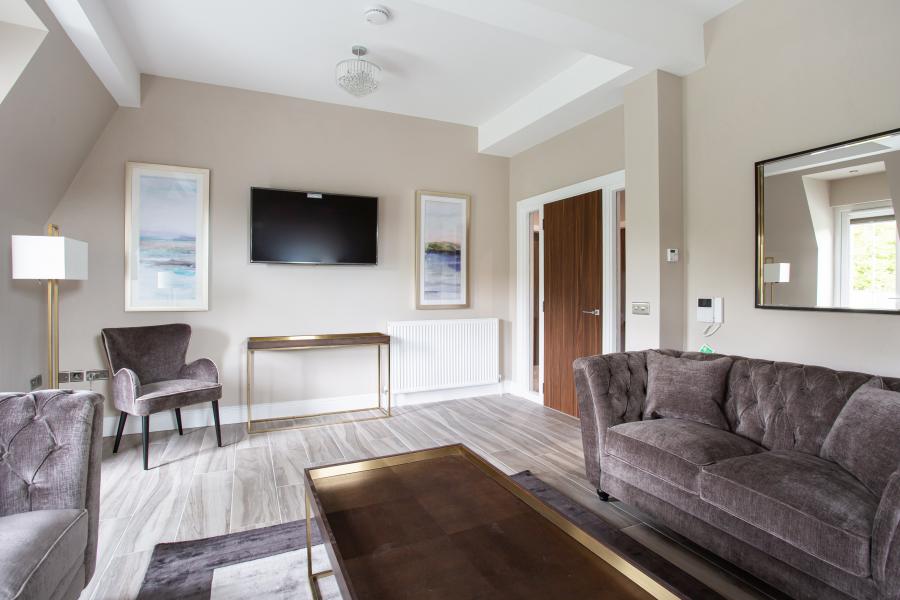 Apt 19 , Lesley Park Royal 1 Rosepark Gardens