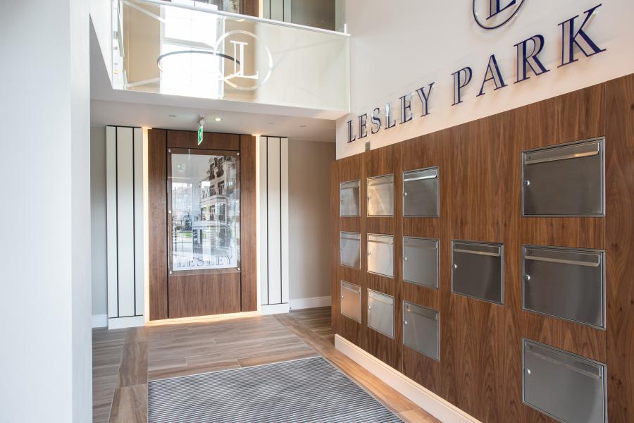 Apt 4 , Lesley Park Royal  1 Rosepark Gardens