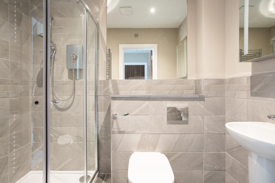 Apt 3, Lesley Park Royal 1 Rosepark Gardens