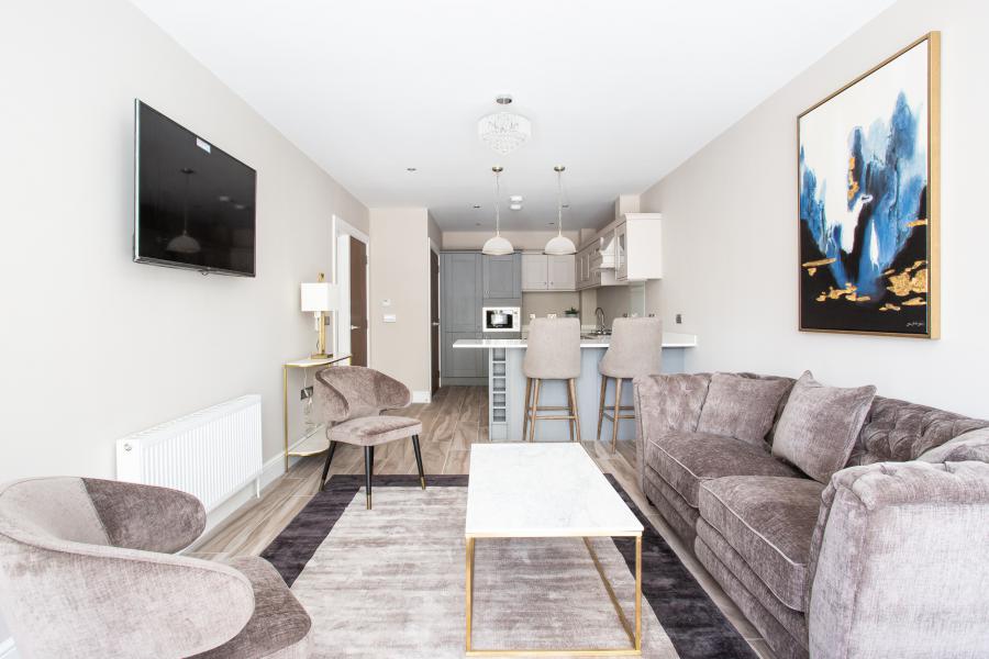 Apt 3, Lesley Park Royal 1 Rosepark Gardens