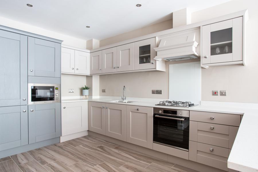 Apt 3, Lesley Park Royal 1 Rosepark Gardens