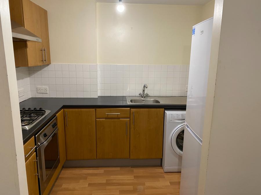 Apt 5, Firmount Building 1 Old Bakers Court