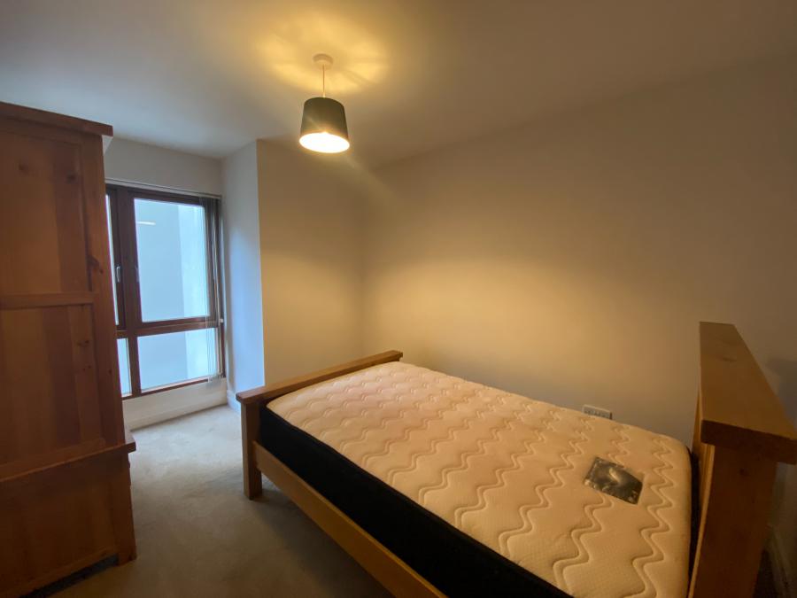Apt 12, The Merchant Building (James C Princes Dock Street