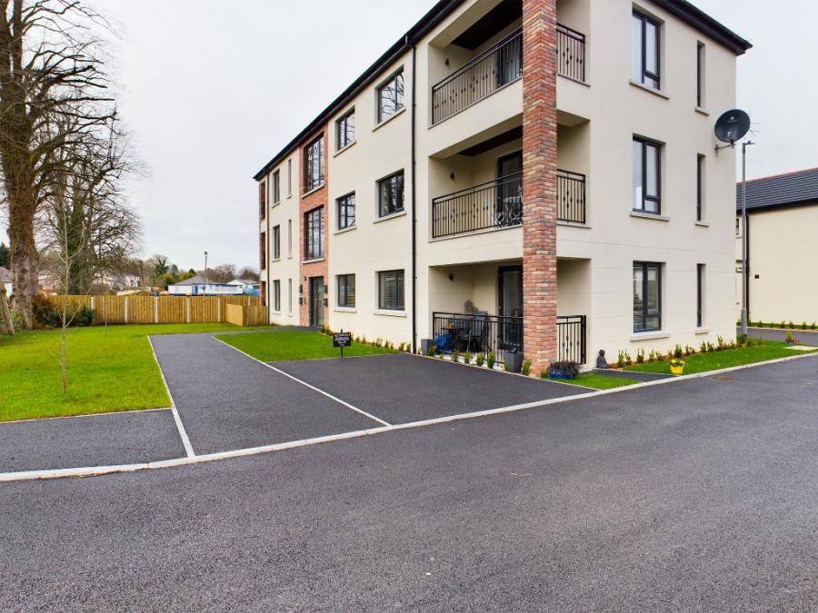 2 Ashley Park Lane